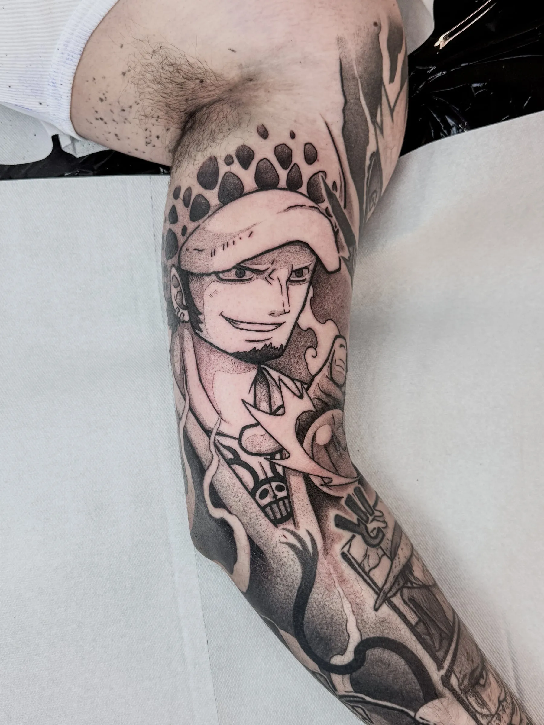 Tatouage réalisé par Aks
